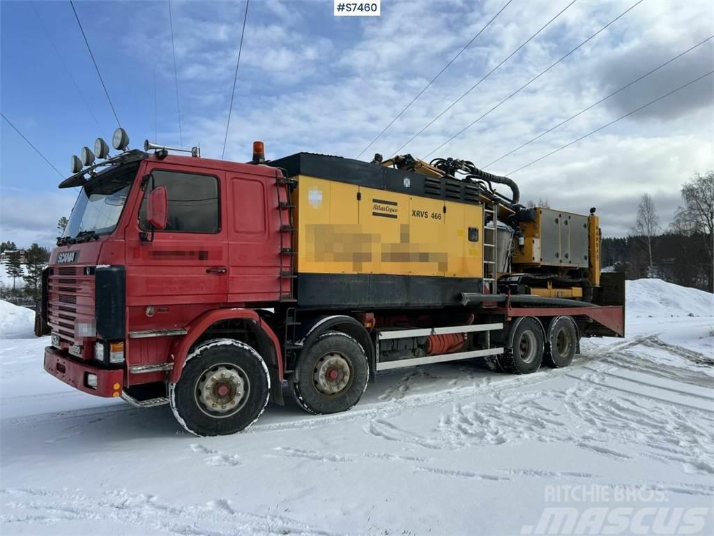 Scania R143 HL 8x2 59 with Atlas Copco XRVS466 compressor Komunalna vozila za opštu namenu