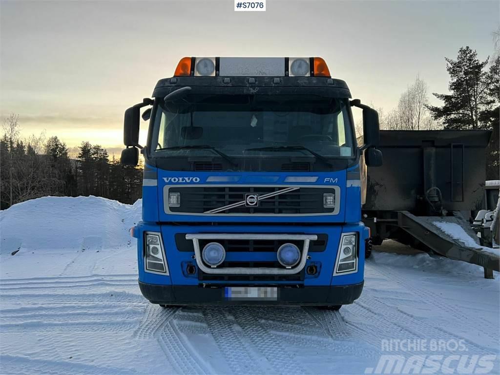 Volvo FM 400 6*2 Crane Truck with tiltable flatbed + Pal Kamioni sa kranom