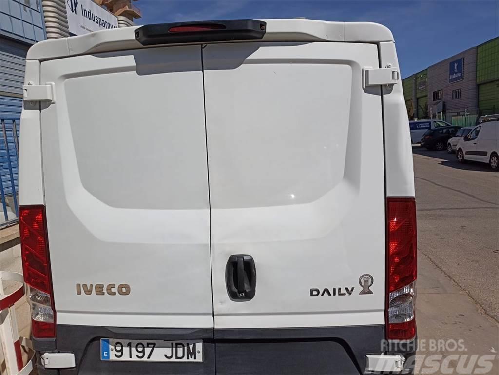 Iveco Daily Furgón 35C13 V 3520 H1 Leaf 9.0 126 Dostavna vozila / kombiji