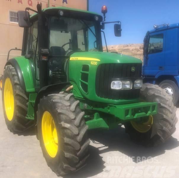 John Deere 6230 Premium Tractors