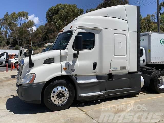 Freightliner Cascadia® Tractor Units