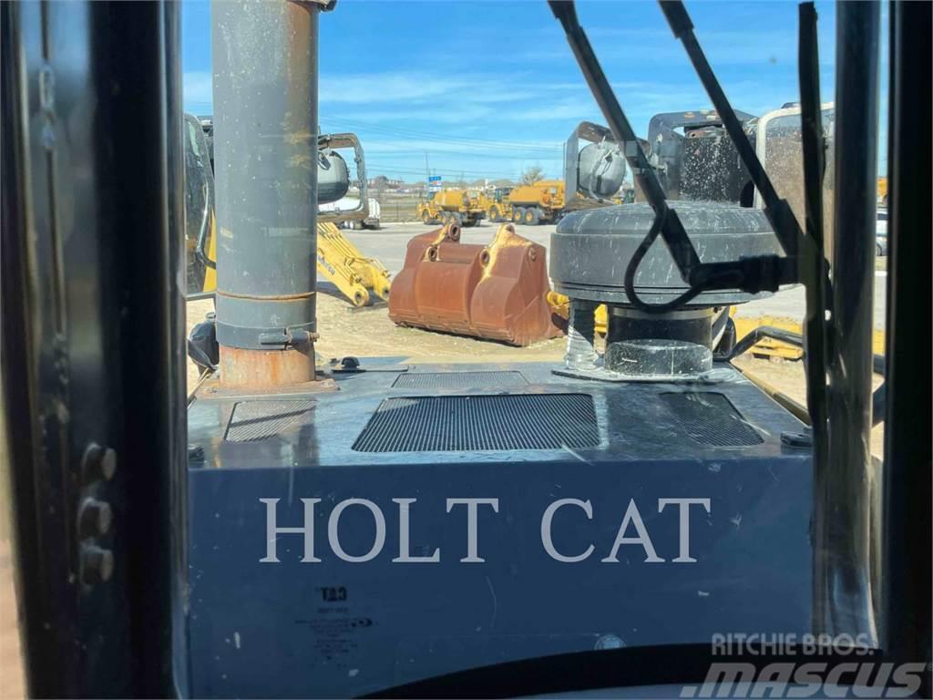 CAT D9T Buldožeri guseničari