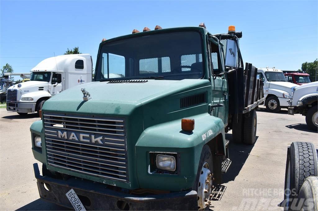 Mack MIDLINER CS200 Kiperi kamioni