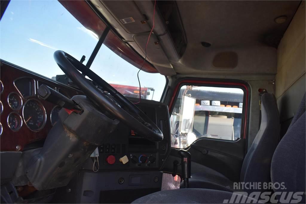 Mack PINNACLE CHU613 Kiperi kamioni