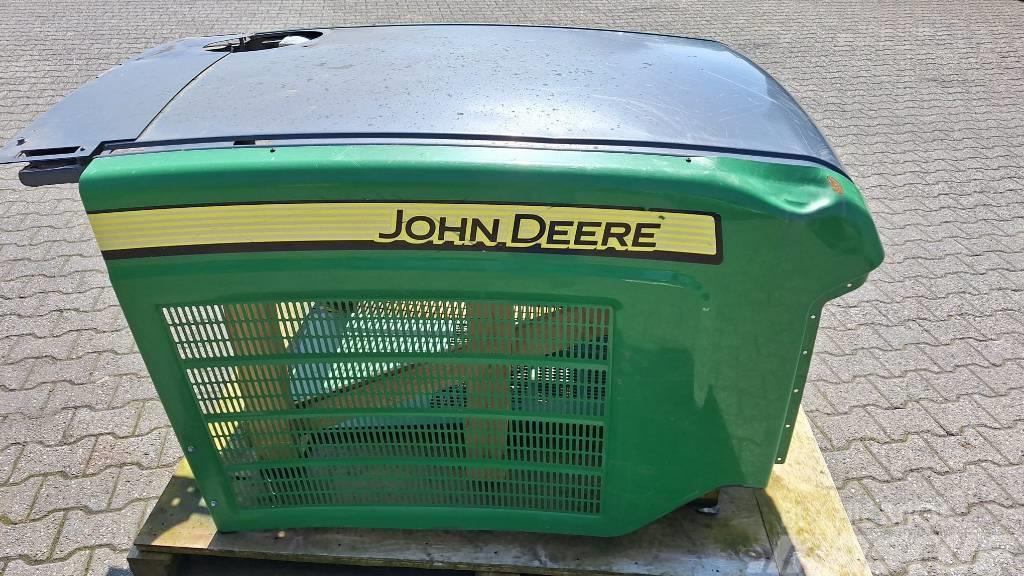 John Deere engine hood F720720 Šasija i vešenje