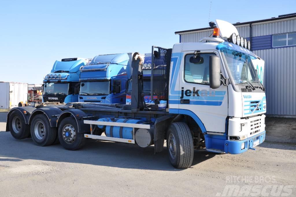 Volvo FM10 320 8X2 Rol kiper kamioni sa kukom za podizanje tereta