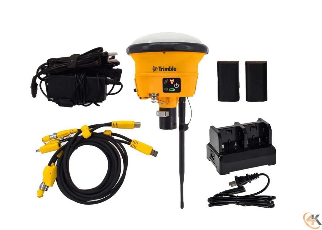 Trimble Single SPS985 900 MHz GPS/GNSS Rover Receiver Kit Ostale komponente za građevinarstvo
