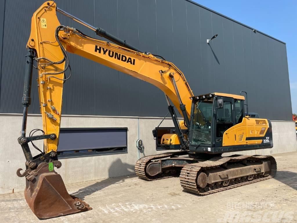 Hyundai HX220L  --  HX 220 L  --  only 3.00 mtr wide Crawler excavators