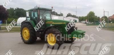 John Deere 8310 Traktori