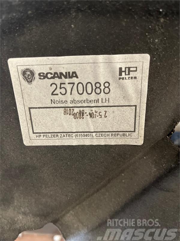 Scania  CAB FLOOR 2570088 Ostale kargo komponente