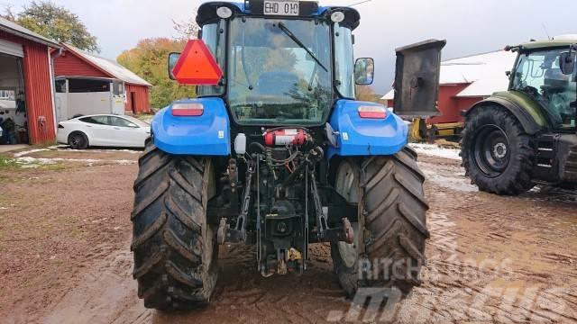 New Holland T5.115 + L Traktori