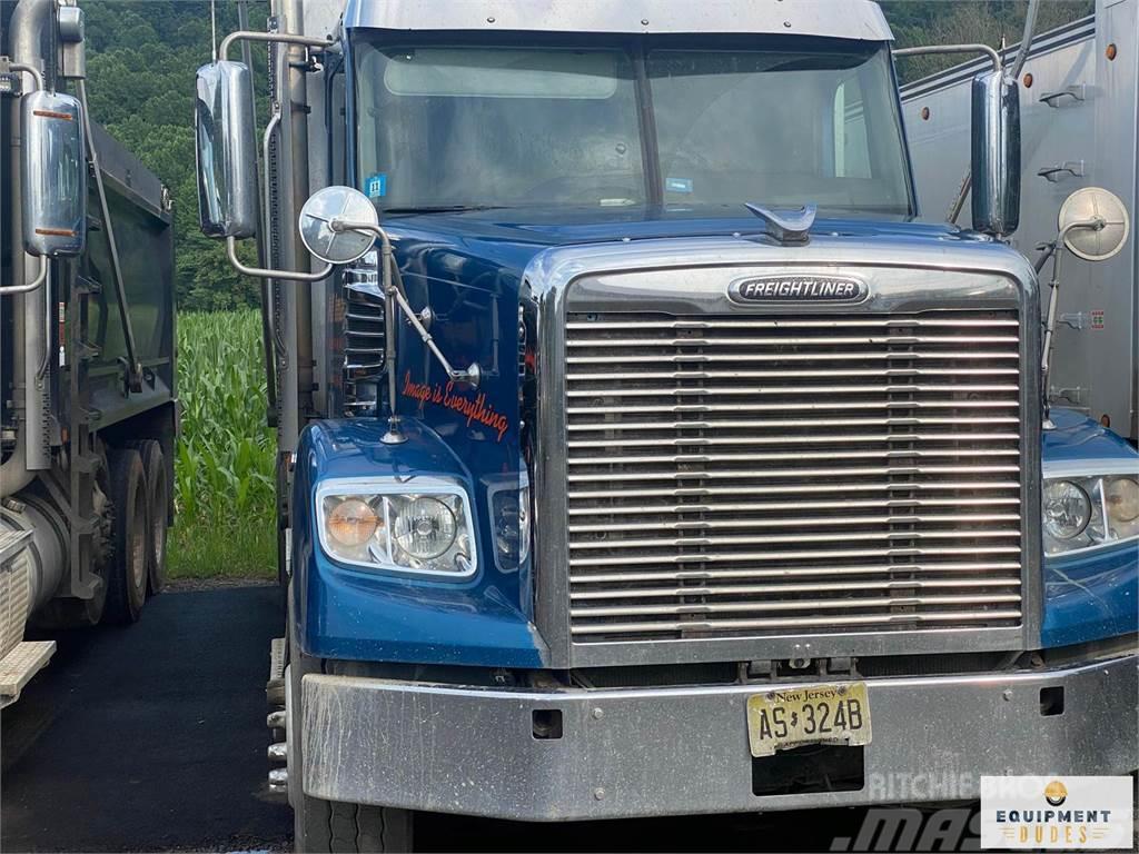 Freightliner Coronado 122 Kiperi kamioni