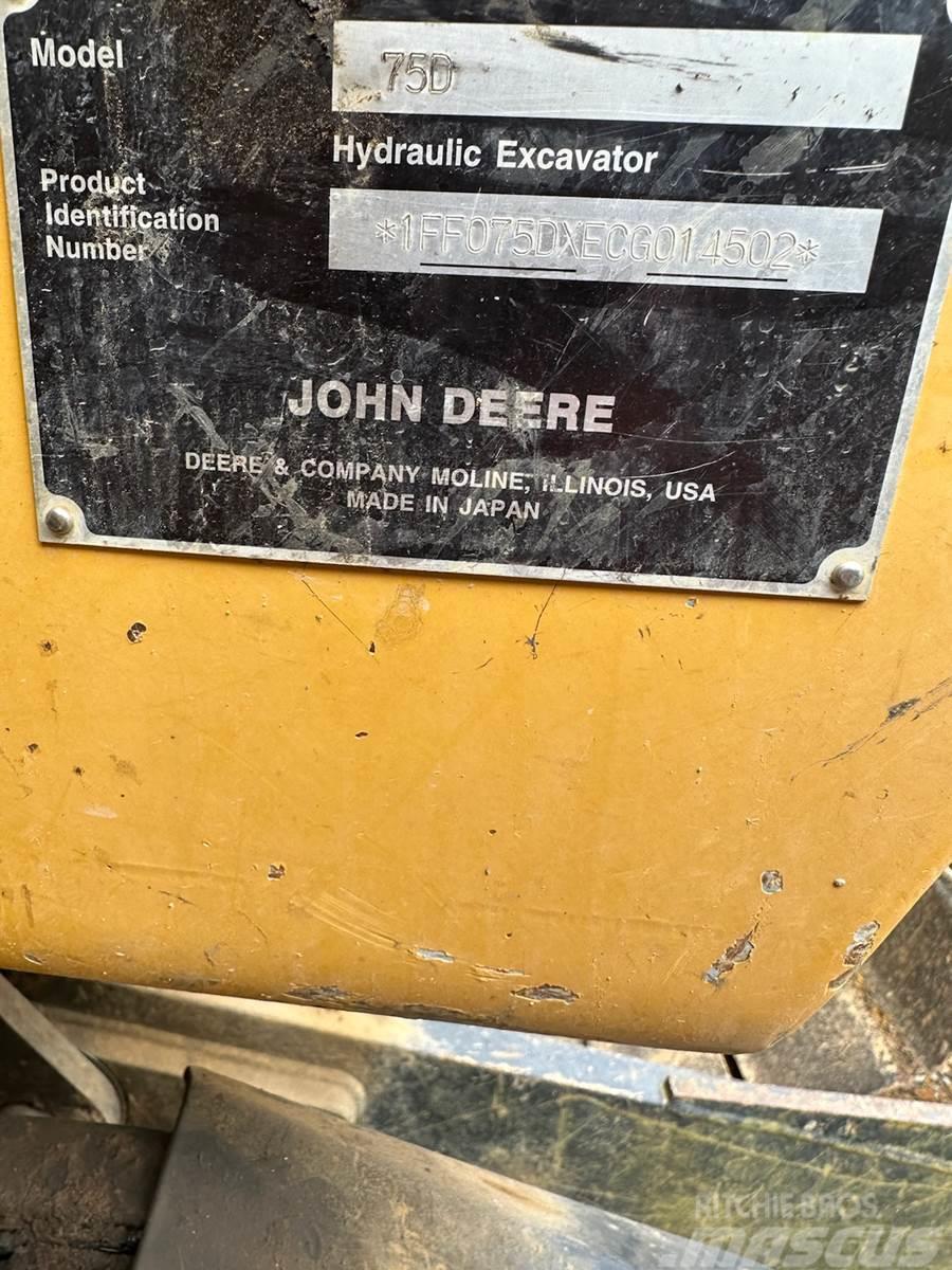 John Deere 75D Bageri guseničari
