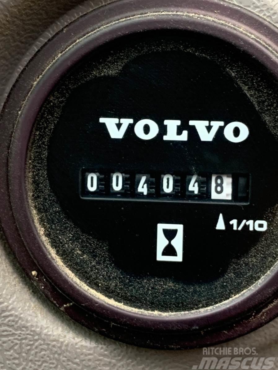 Volvo EC250EL Bageri guseničari