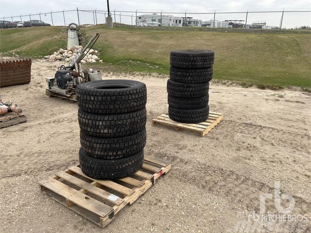  Quantity of (2) Pallets of 275/ ... Tyres, wheels and rims