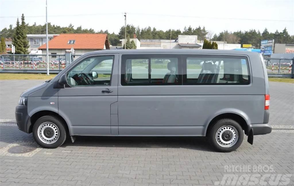 Volkswagen Transporter T5 Brygadówka, Osobowy, 9-miejsc, Jede Mini autobusi