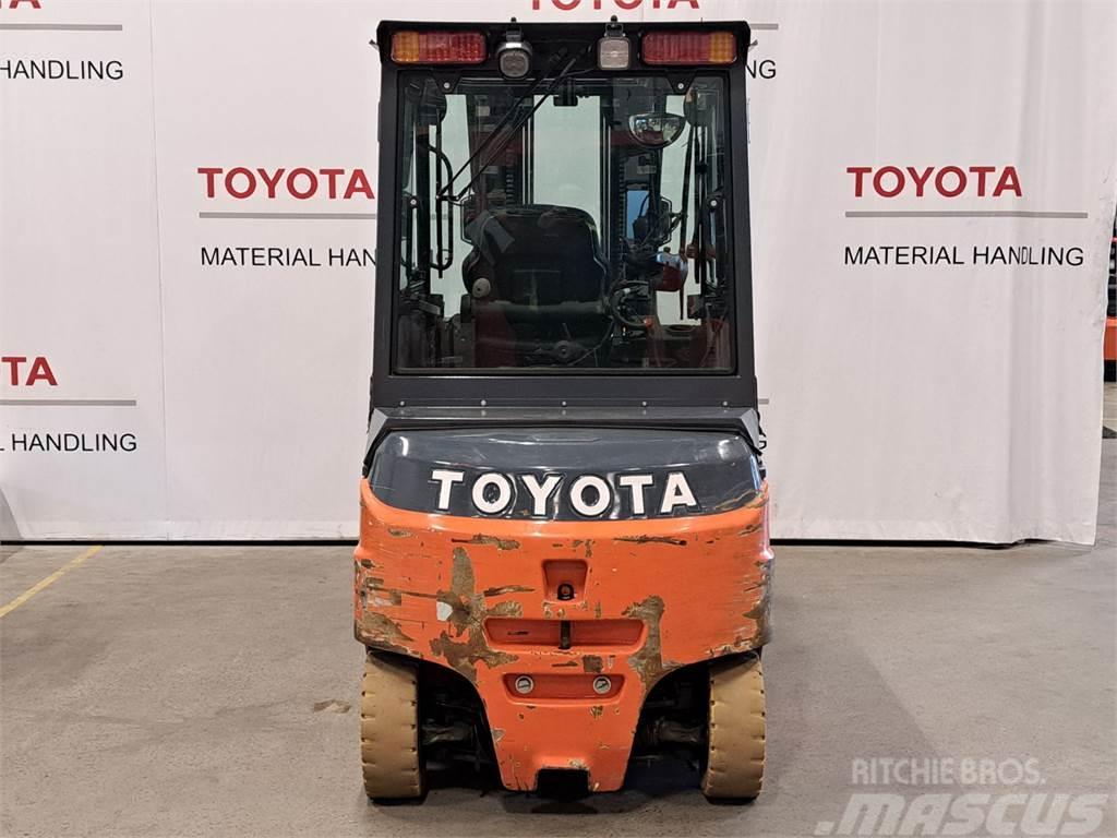 Toyota 8FBMT25 Električni viljuškari