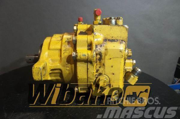 Komatsu Hydraulic motor Komatsu PC210LC-5 Hidraulika