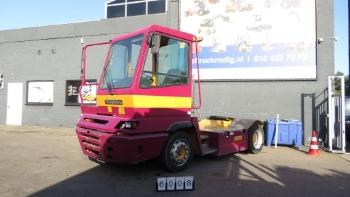 Terberg YT182 terminal trekker