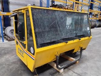 Demag AC 155/AC 50 lower cab