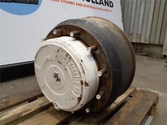 Grove GMK 5220 Megatrak axle housing