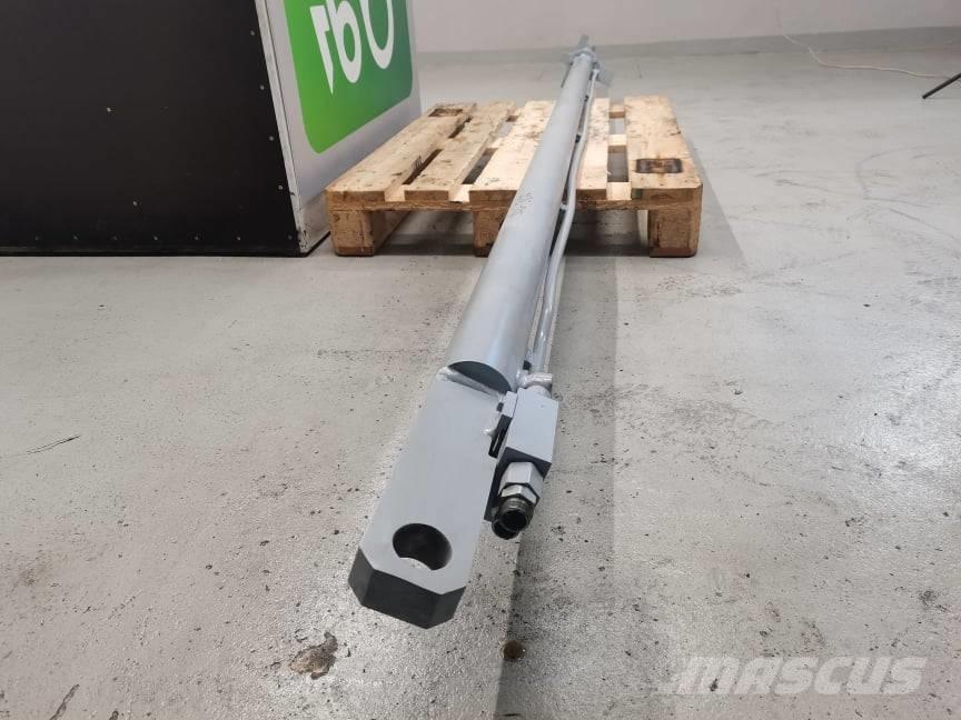 Deutz-Fahr 35.7 Agrovector mast extension piston} Boom i dipper strele