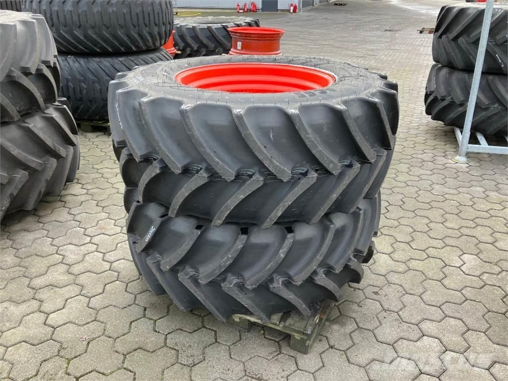 Mitas 2 x 540/65 R30 Gume, točkovi i felne