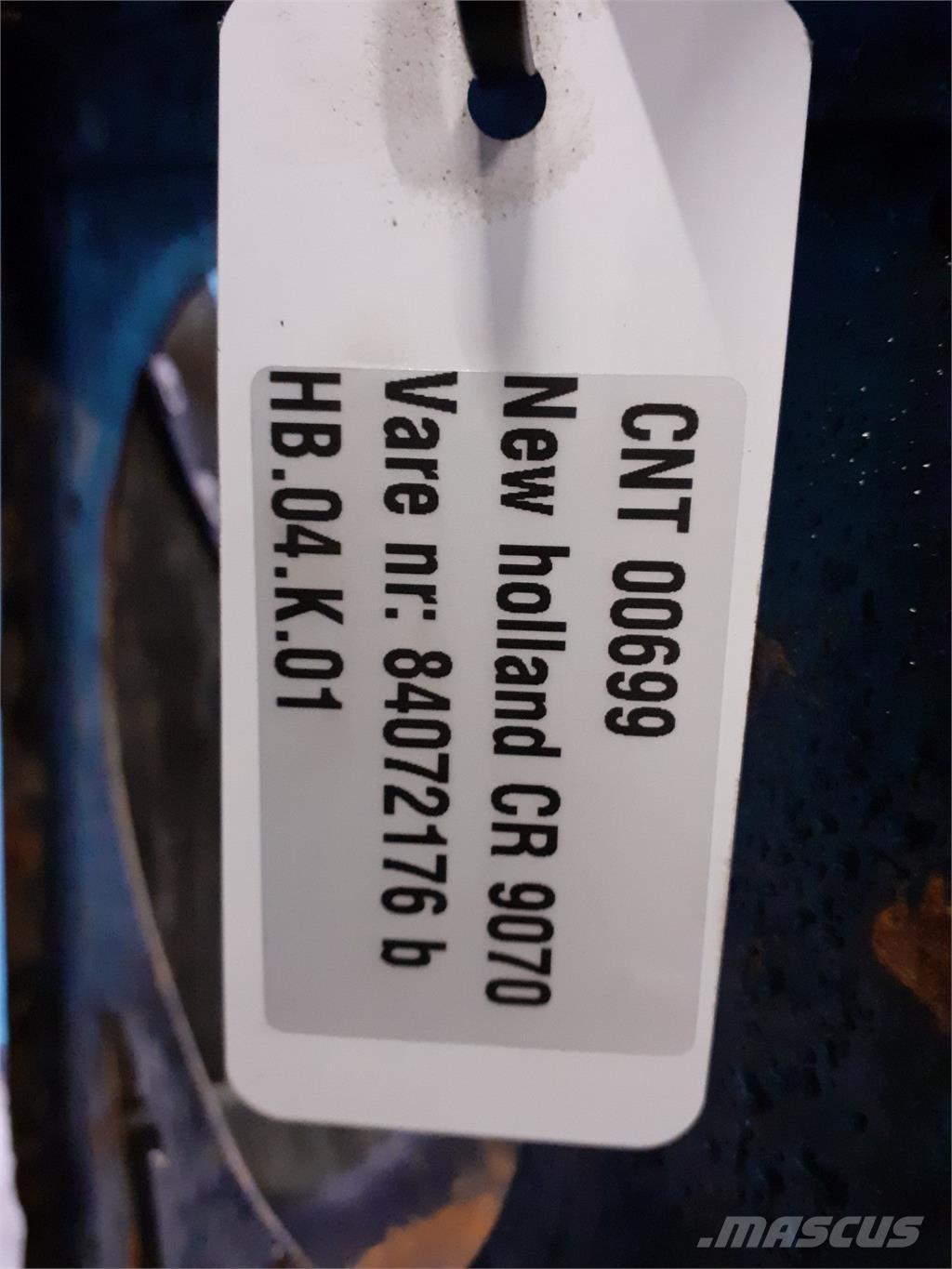 New Holland CR9080 Posipači soli i peska