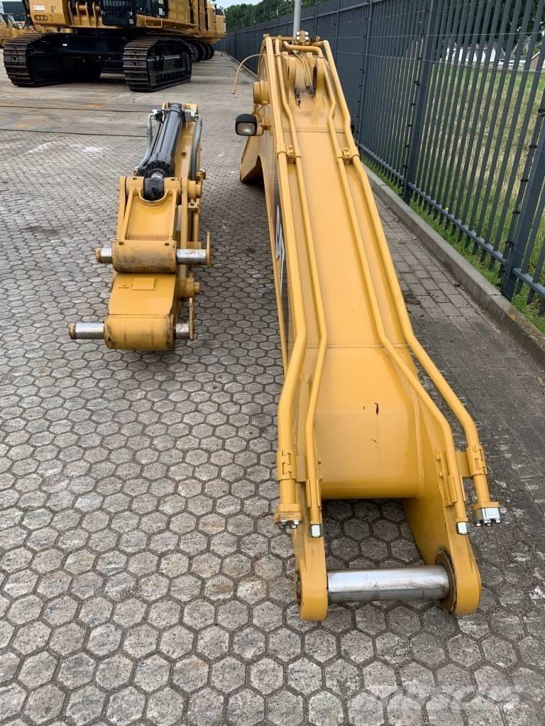 CAT 320 | 323 standard boom and stick Utovarne korpe