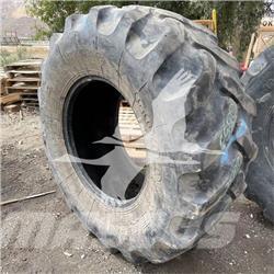 Goodyear 19.5L-24 Gume, točkovi i felne