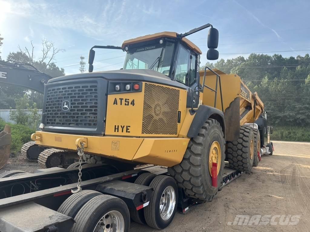 John Deere 410E Zglobni damperi