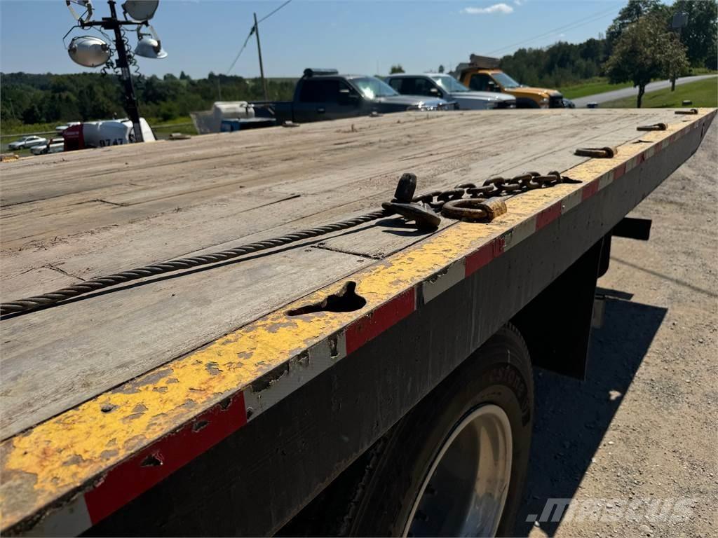 Freightliner Business Class M2 100 Ostalo za građevinarstvo