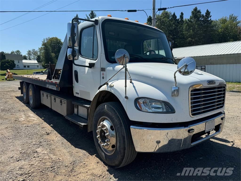 Freightliner Business Class M2 100 Ostalo za građevinarstvo