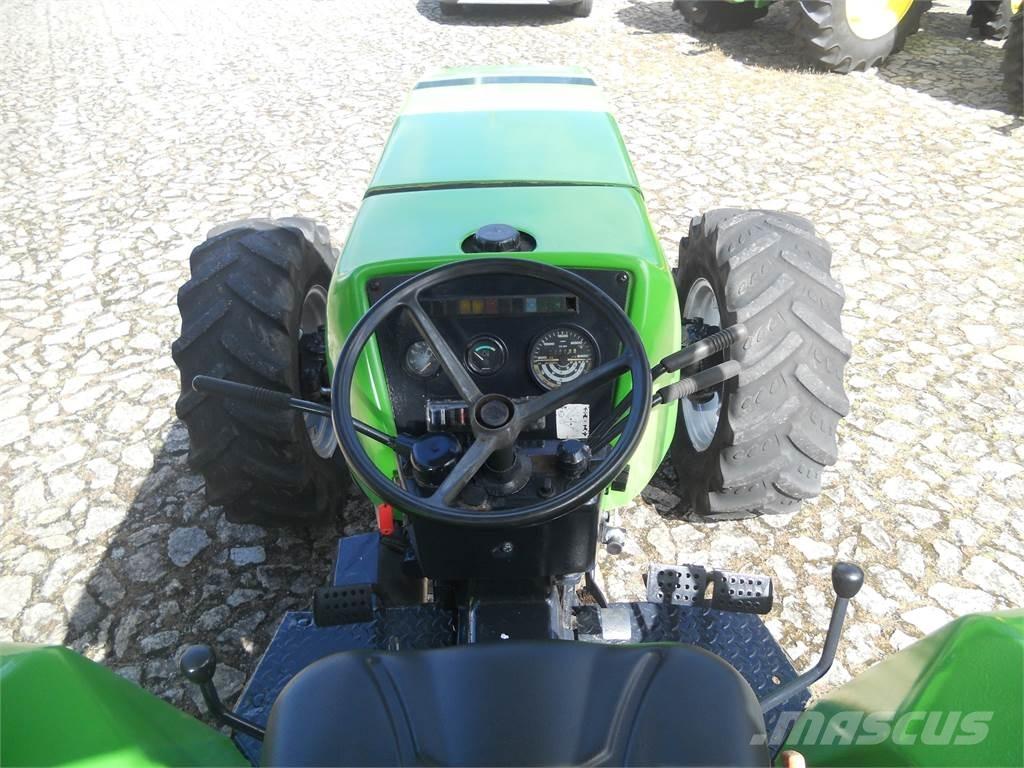 Deutz-Fahr DX3700 Traktori
