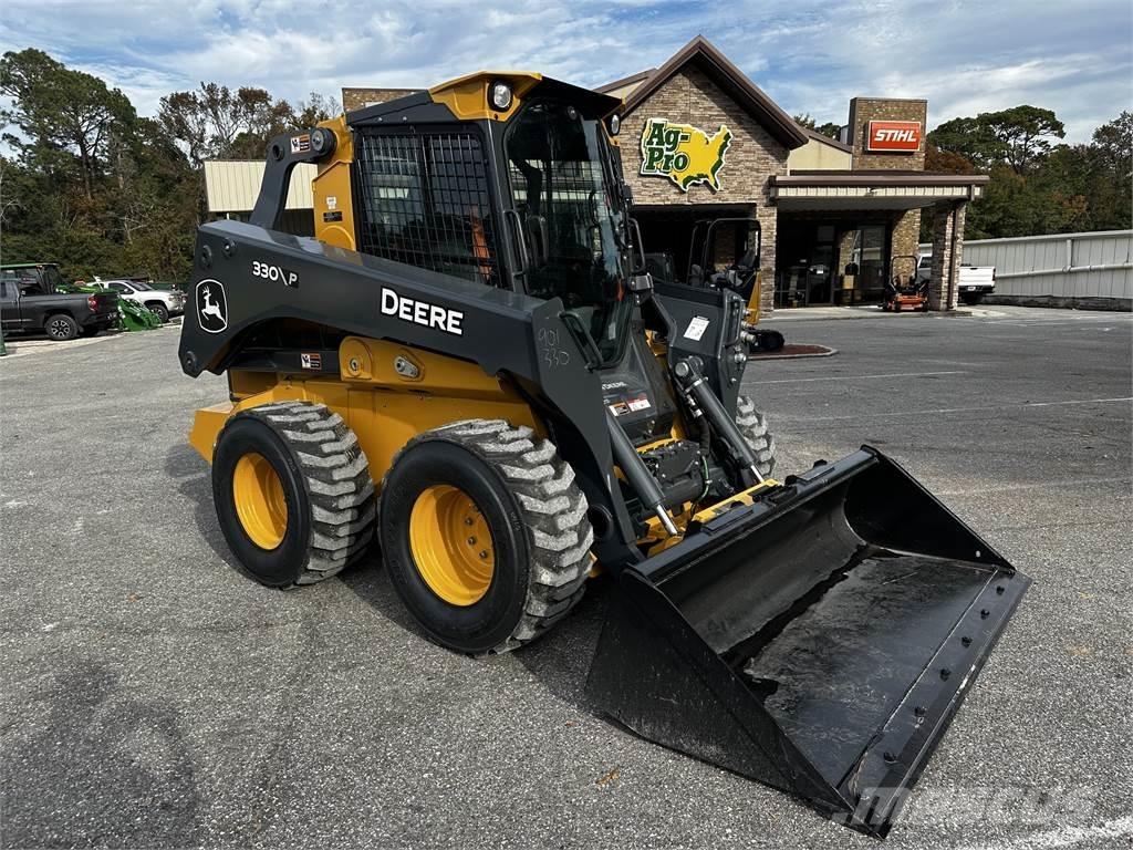 John Deere 330 P Skid steer mini utovarivači