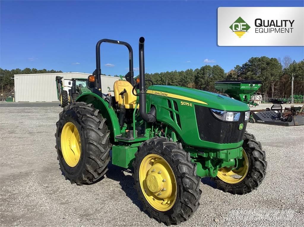 John Deere 5075E Traktori