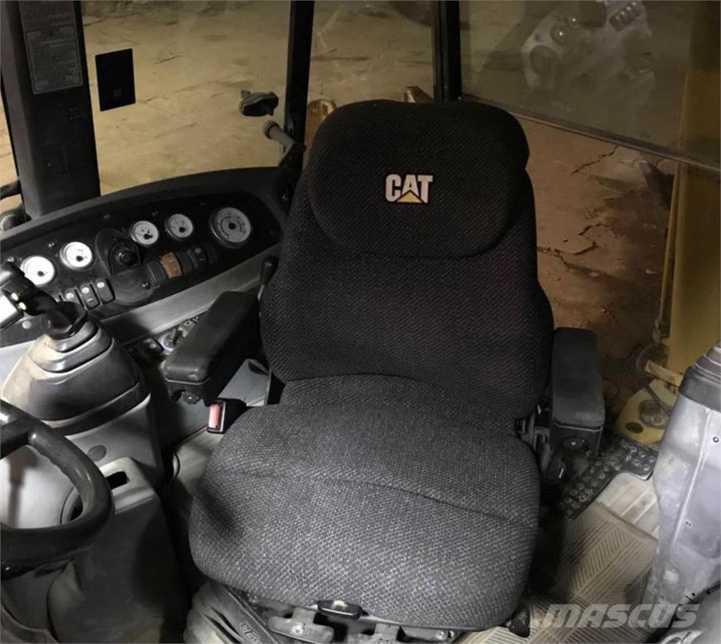 CAT 420D IT Rovokopači