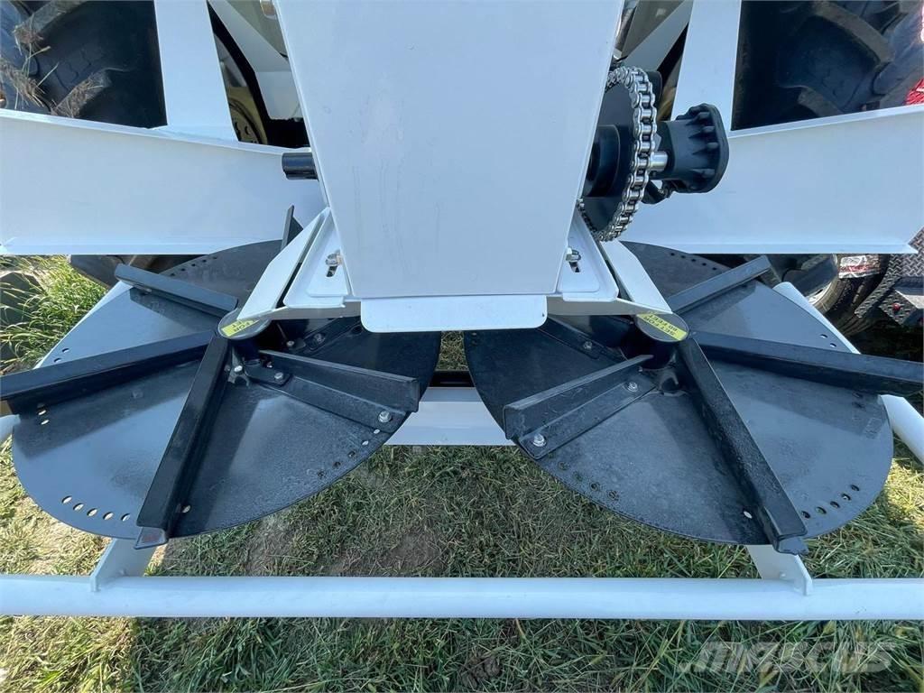 Dalton Ag Products MOBILITY 800 Rasturači đubriva