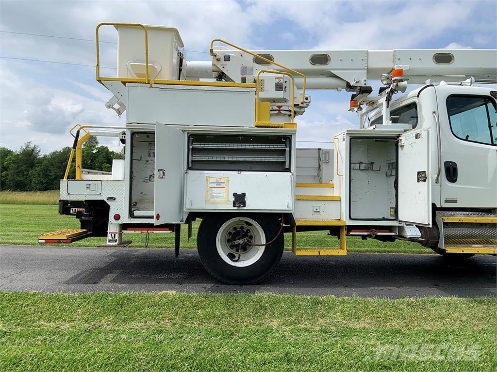 Freightliner M2 106 Auto korpe