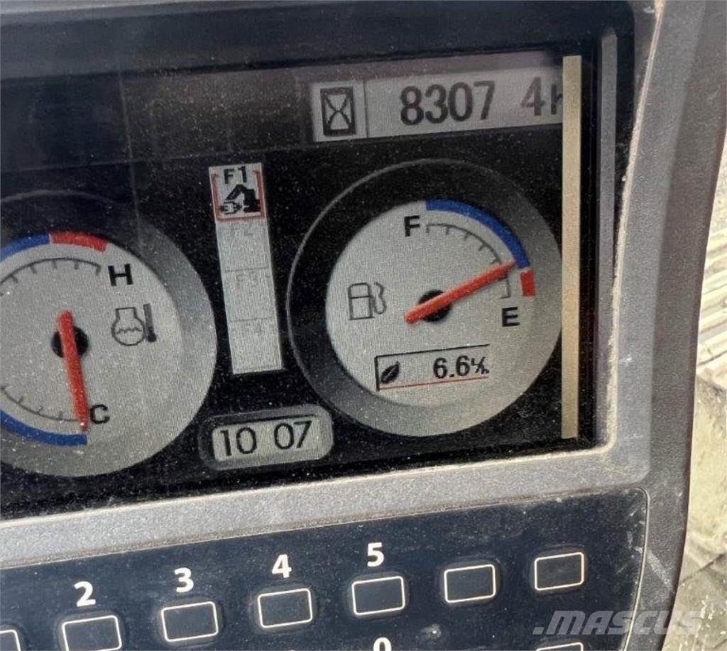 Hitachi ZX350LC-3 Bageri guseničari