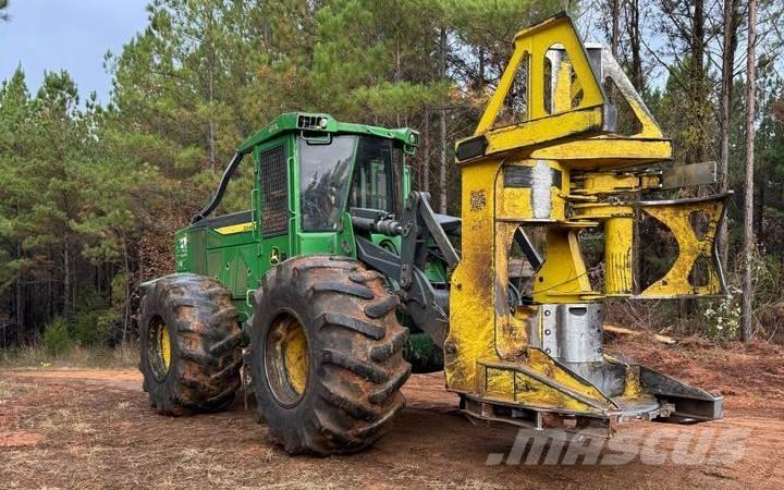 John Deere 843L Mašine za sečenje drveća