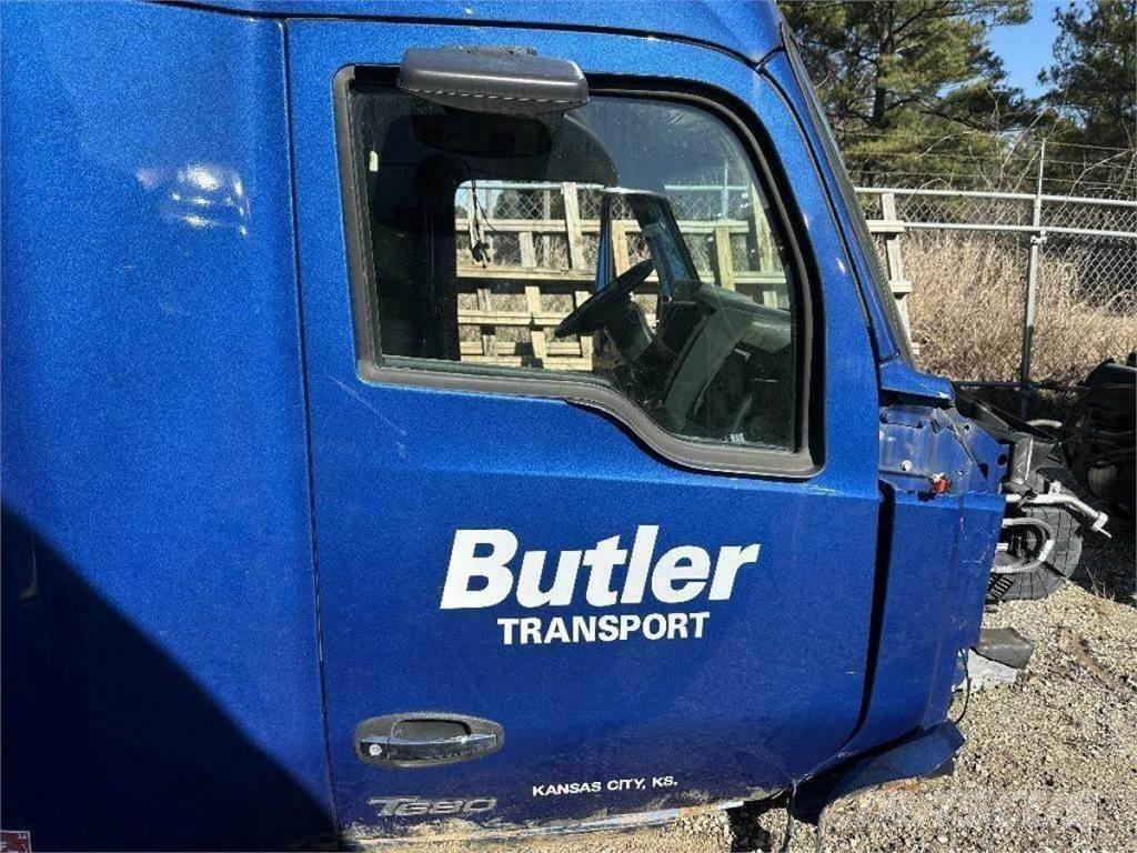 Kenworth T680 Ostale kargo komponente