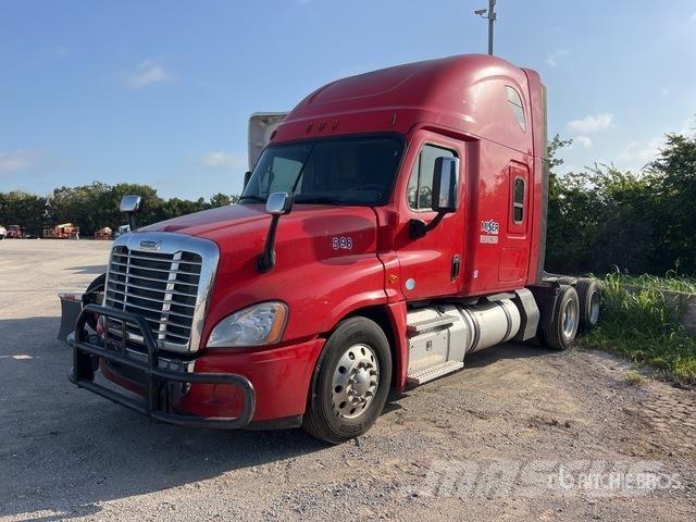 Freightliner Cascadia 125 Tegljači