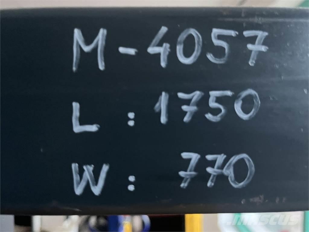 Steinbock WP12 250T V-4057 FOR EXPORT ONLY Baterije