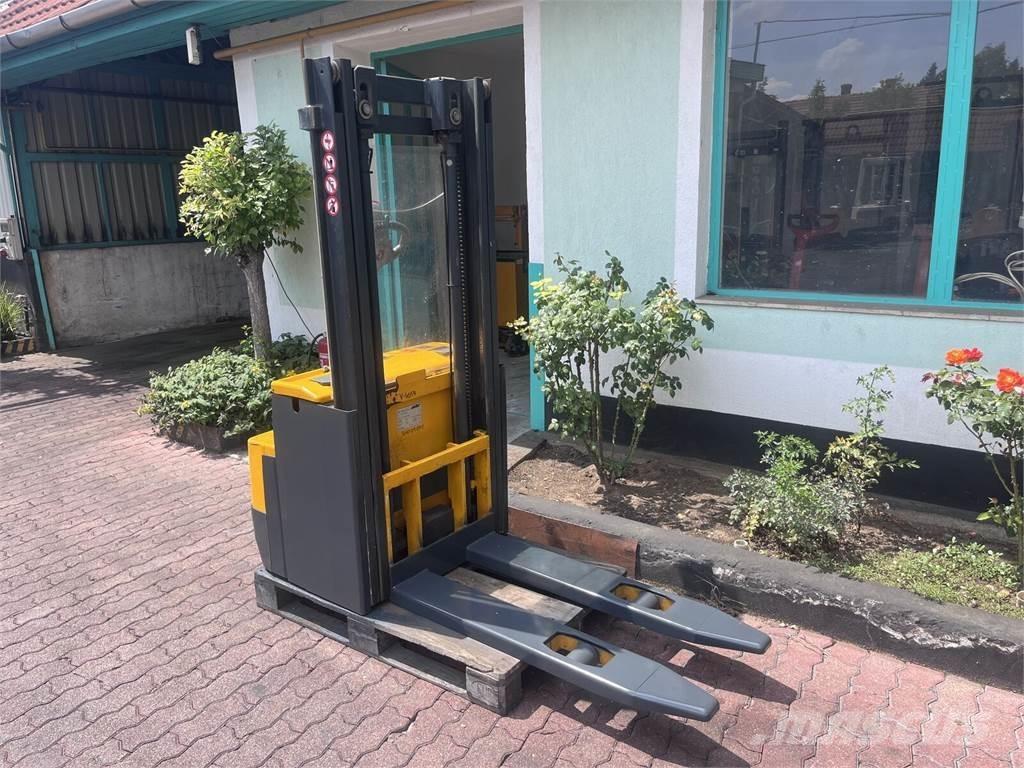 Steinbock WP12 250T V-4057 FOR EXPORT ONLY Baterije