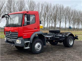 Mercedes-Benz Atego 1530 Chassis Cabin