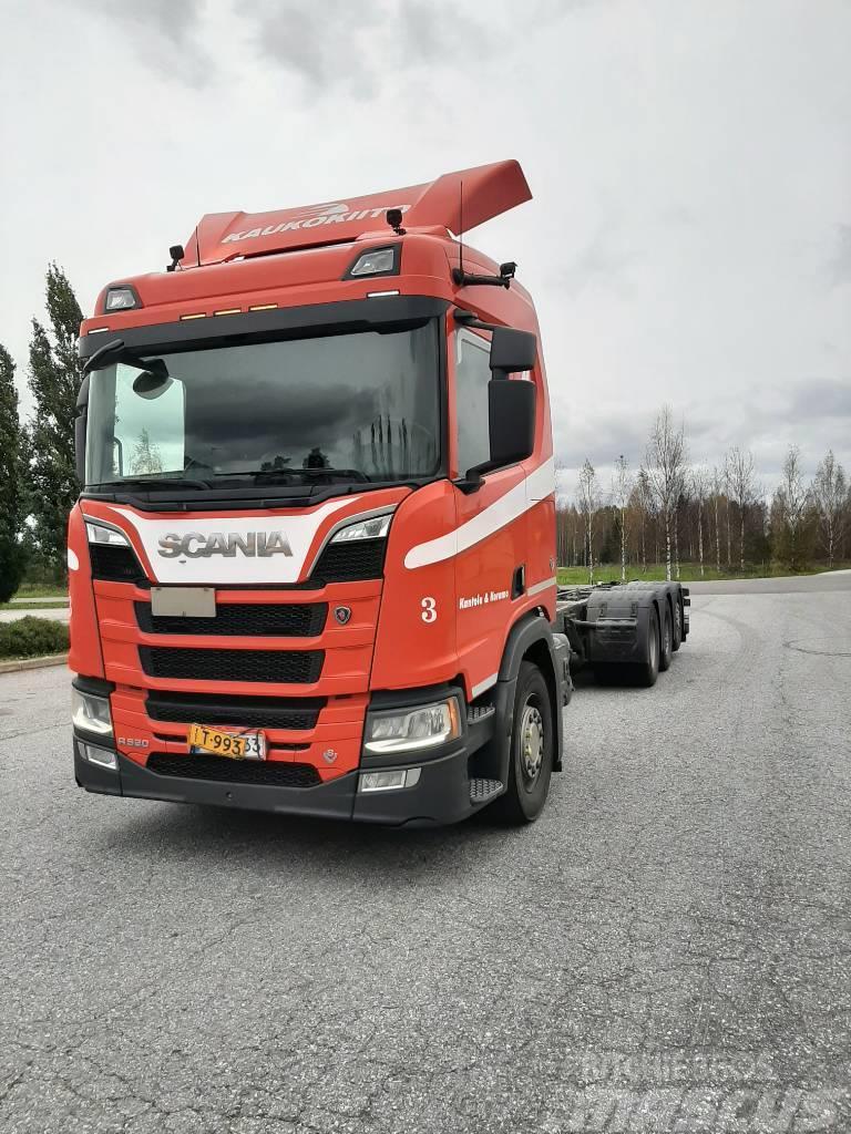 Scania R 520 Kamioni-šasije