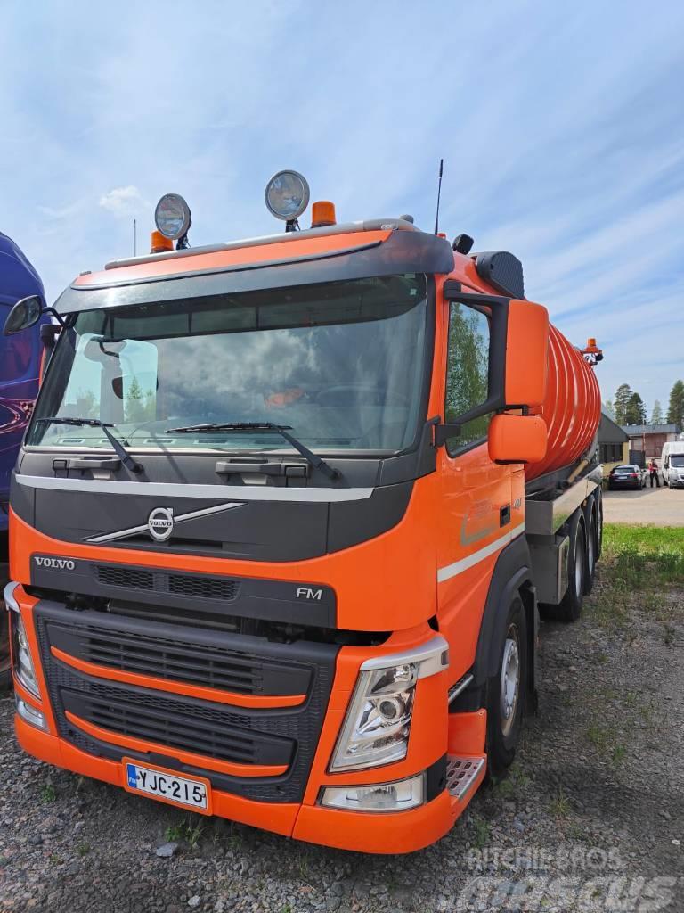 Volvo FM 460 8x2 Tridem Kombi vozila/ vakum kamioni