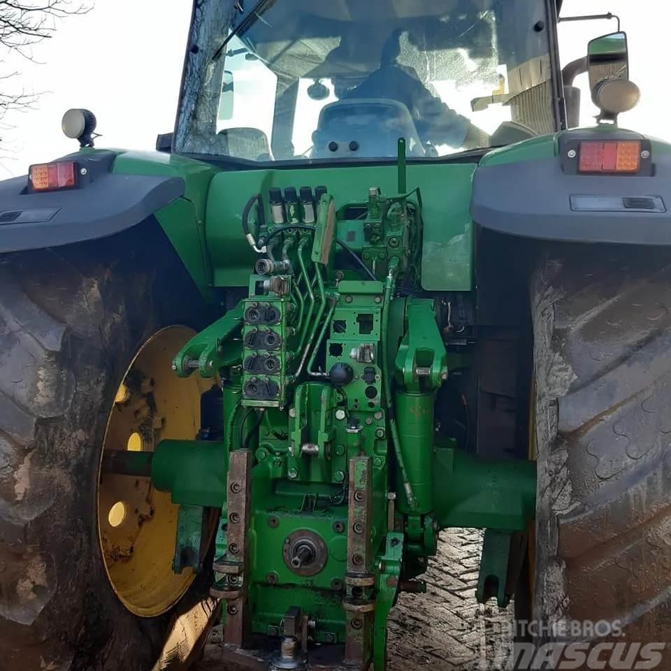 John Deere 7820 7820 tractor Traktori