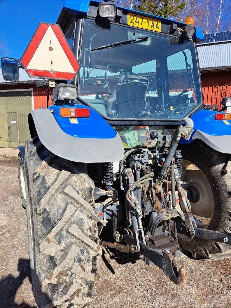 New Holland TM115 RC Traktori